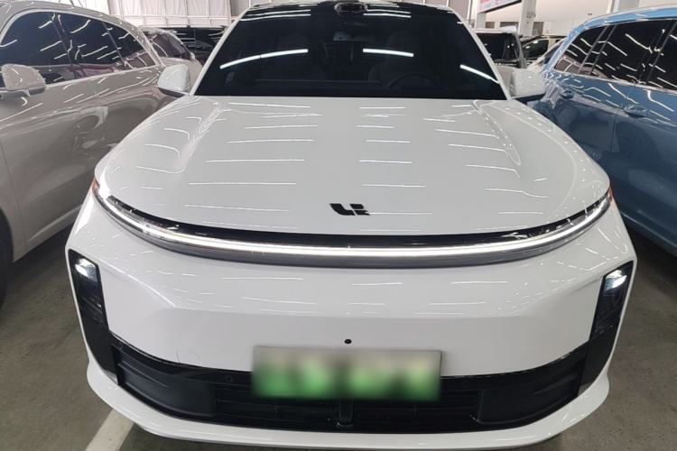 Used Li Auto L6 2025 Pro Smart Refresh Edition Front