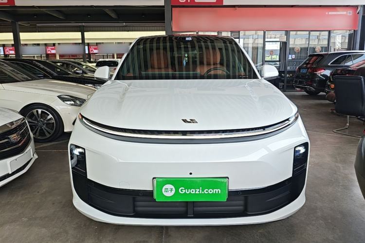 Used Li Auto L6 2025 Pro Smart Refresh Edition Front
