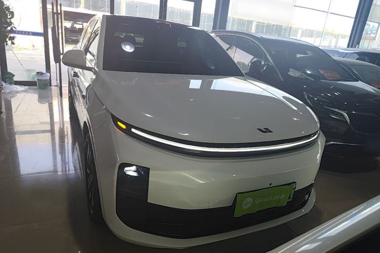 Used Li Auto L6 2025 Pro Smart Refresh Edition Front