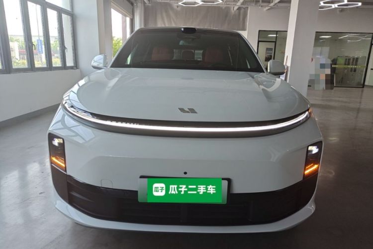 Used Li Auto L6 2025 Pro Smart Refresh Edition Front