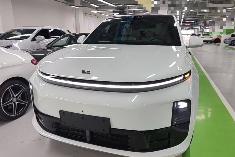 Used Li Auto L6 2025 Max Smart Refresh Edition Front
