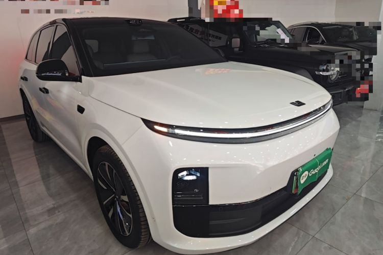 Used Li Auto L6 2025 Max Smart Refresh Edition Front Right 45 Deg