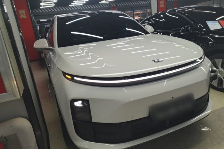 Used Li Auto L6 2025 Pro Smart Refresh Edition Front Right 45 Deg