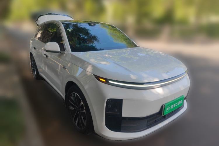 Used Li Auto L6 2025 Max Smart Refresh Edition Front Right 45 Deg