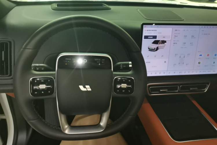 Used Li Auto L6 2025 Pro Smart Refresh Edition Gear Lever