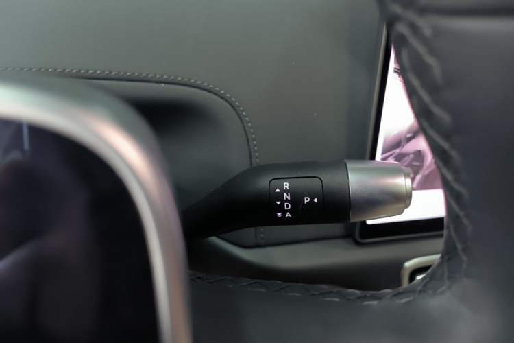 Used Li Auto L6 2025 Max Smart Refresh Edition Gear Lever