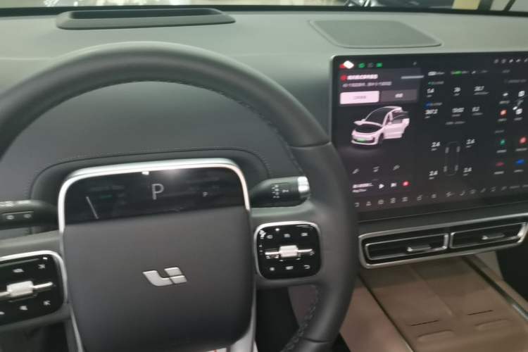 Used Li Auto L6 2025 Pro Smart Refresh Edition Gear Lever