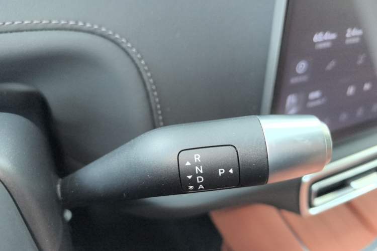 Used Li Auto L6 2025 Max Smart Refresh Edition Gear Lever