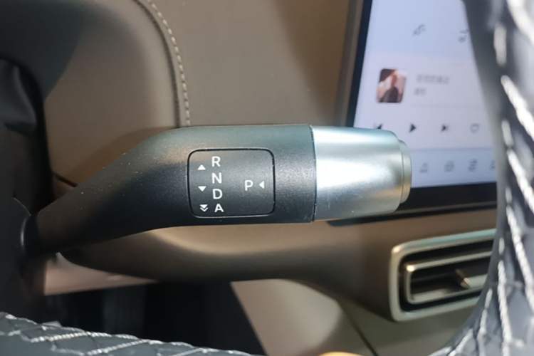 Used Li Auto L6 2025 Pro Smart Refresh Edition Gear Lever