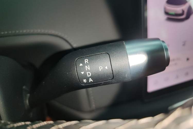 Used Li Auto L6 2025 Pro Smart Refresh Edition Gear Lever