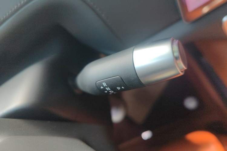 Used Li Auto L6 2025 Max Smart Refresh Edition Gear Lever