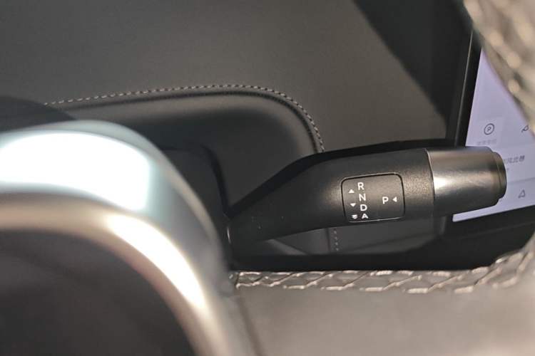 Used Li Auto L6 2025 Max Smart Refresh Edition Gear Lever