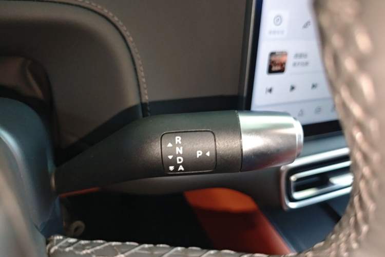Used Li Auto L6 2025 Pro Smart Refresh Edition Gear Lever