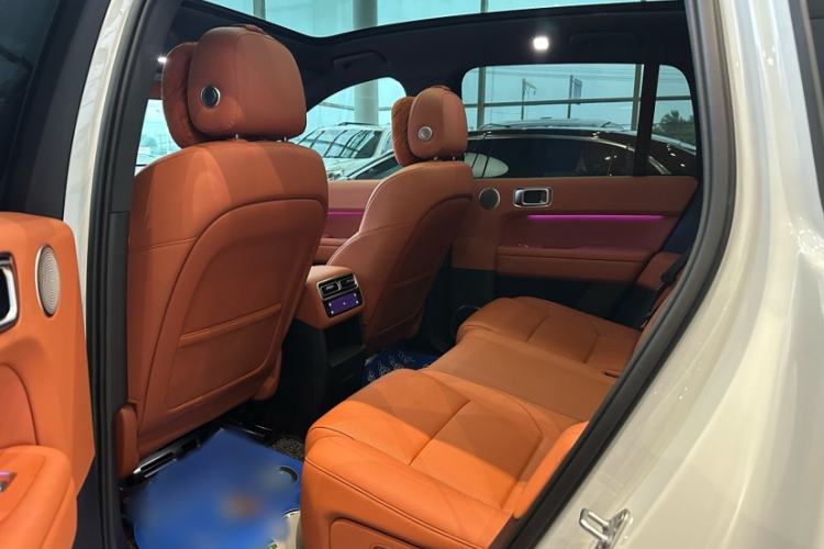 Used Li Auto L6 2025 Pro Smart Refresh Edition Interior 3