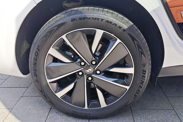 Used Li Auto L6 2025 Max Smart Refresh Edition Interior 8