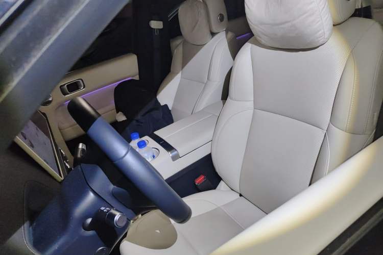 Used Li Auto L6 2025 Max Smart Refresh Edition Left Front Seat