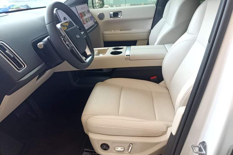 Used Li Auto L6 2025 Pro Smart Refresh Edition Left Front Seat