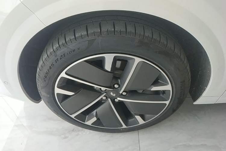 Used Li Auto L6 2025 Pro Smart Refresh Edition Left Front Wheel Hub