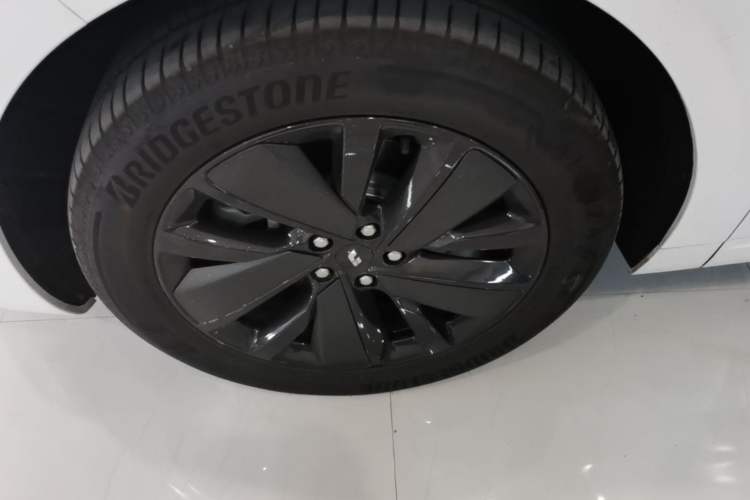 Used Li Auto L6 2025 Pro Smart Refresh Edition Left Front Wheel Hub