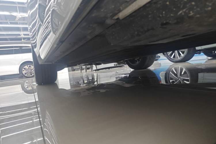 Used Li Auto L6 2025 Pro Smart Refresh Edition Left Side Sill