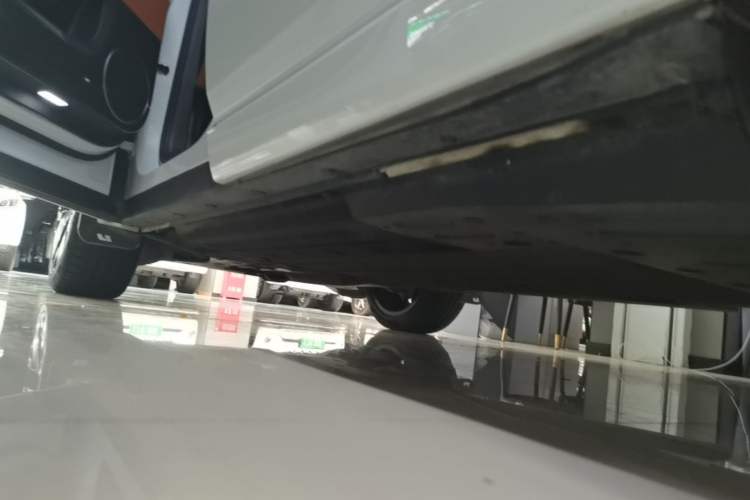 Used Li Auto L6 2025 Pro Smart Refresh Edition Left Side Sill
