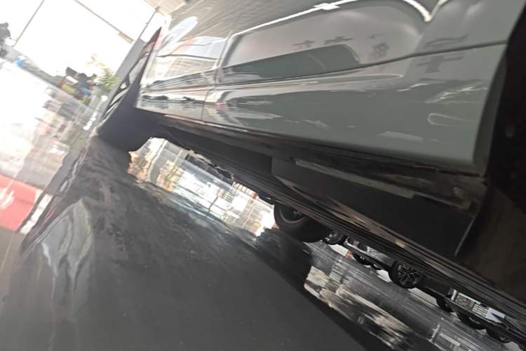 Used Li Auto L6 2025 Pro Smart Refresh Edition Left Side Sill