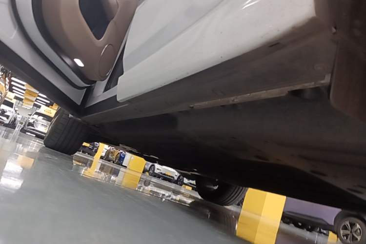 Used Li Auto L6 2025 Max Smart Refresh Edition Left Side Sill