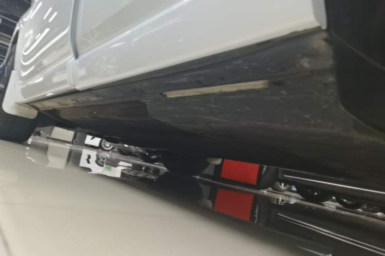 Used Li Auto L6 2025 Pro Smart Refresh Edition Left Side Sill