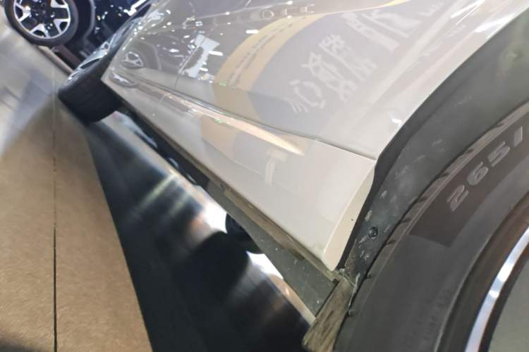 Used Li Auto L6 2025 Max Smart Refresh Edition Left Side Sill