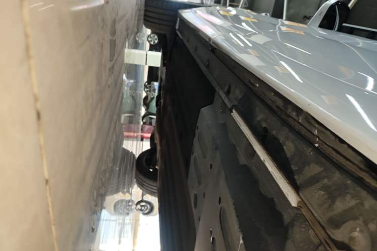 Used Li Auto L6 2025 Max Smart Refresh Edition Left Side Sill