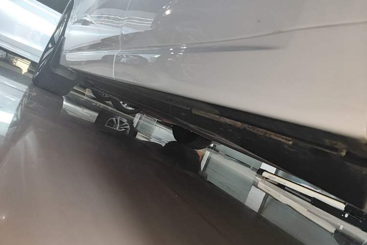 Used Li Auto L6 2025 Pro Smart Refresh Edition Left Side Sill