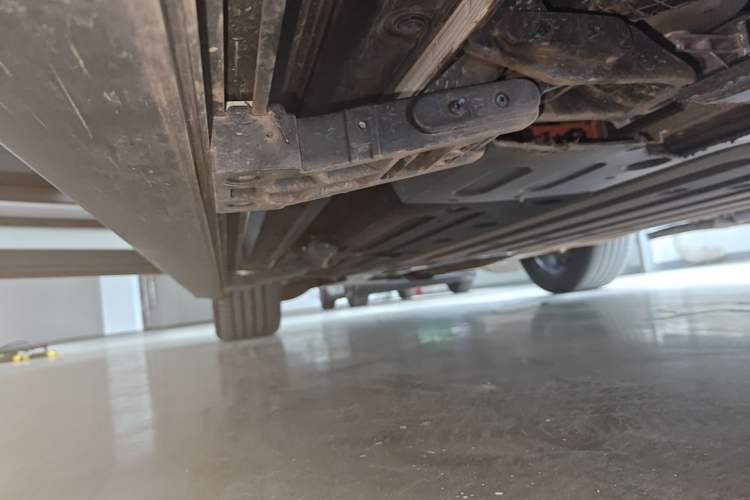Used Li Auto L6 2025 Pro Smart Refresh Edition Left Side Sill