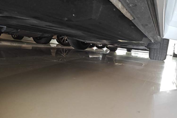 Used Li Auto L6 2025 Max Smart Refresh Edition Left Side Sill
