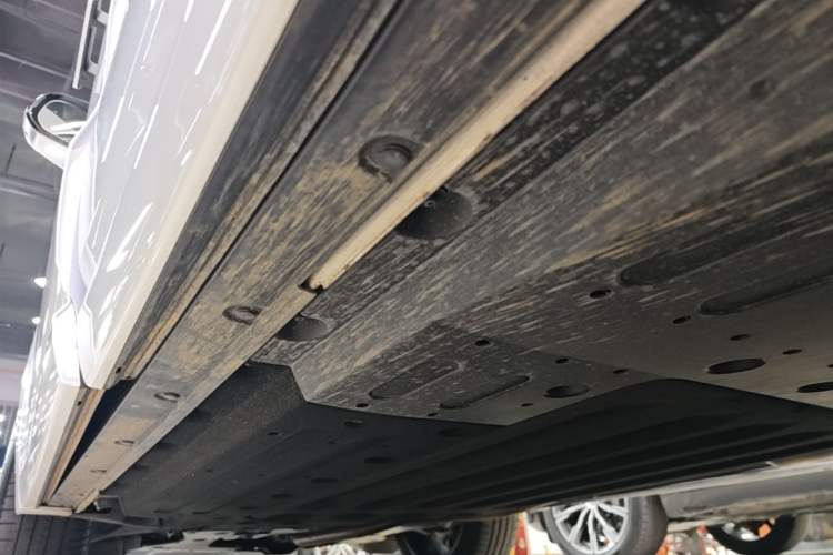 Used Li Auto L6 2025 Max Smart Refresh Edition Left Side Sill
