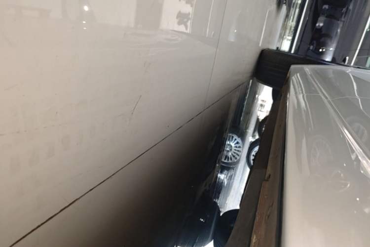 Used Li Auto L6 2025 Pro Smart Refresh Edition Left Side Sill
