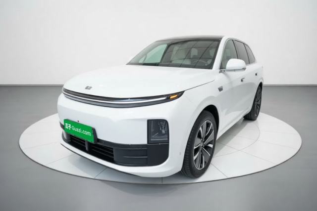 Li Auto L6 2025 Pro Smart Refresh Edition с пробегом