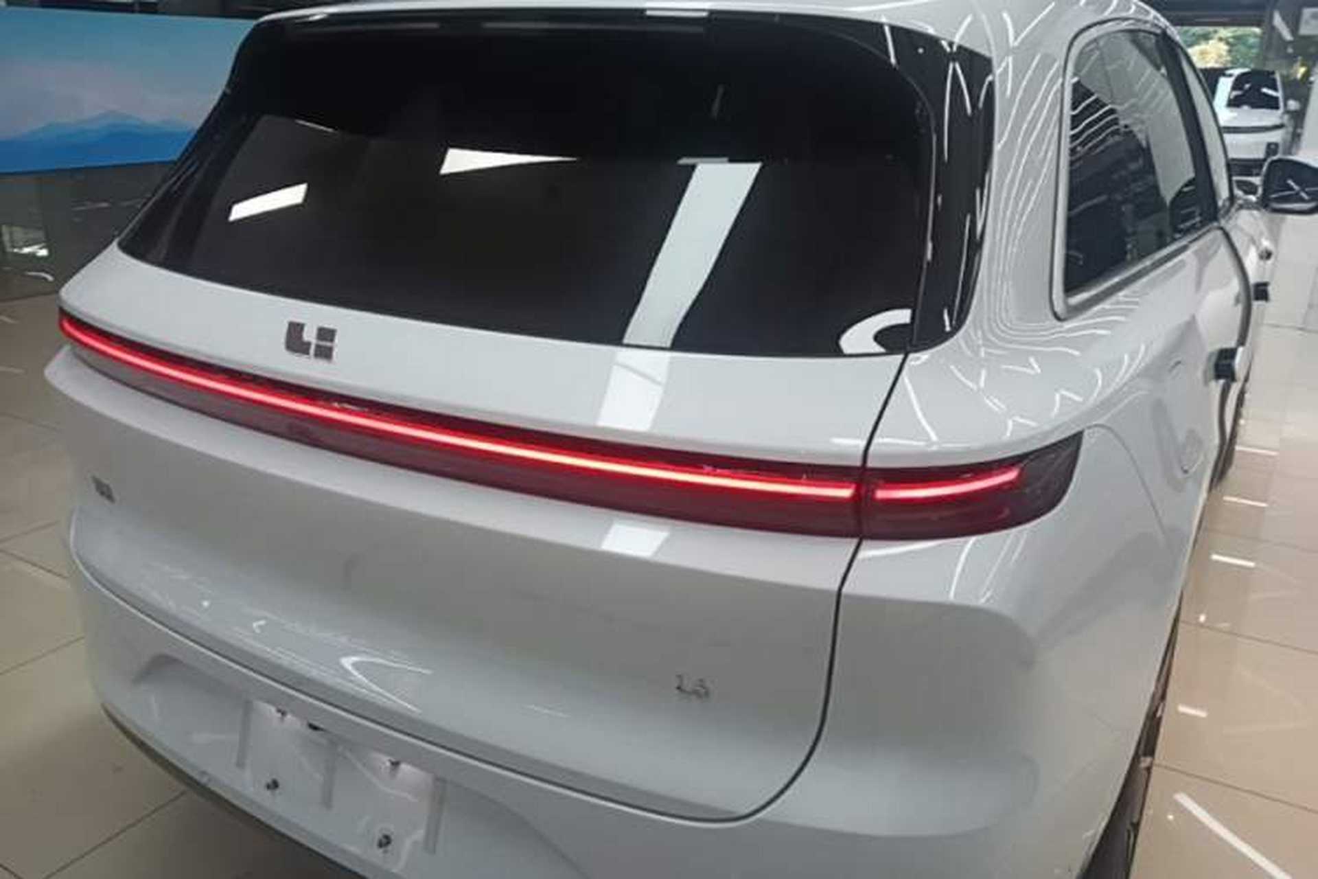 Used Li Auto L6 2025 Pro Smart Refresh Edition Rear Right 45 Deg