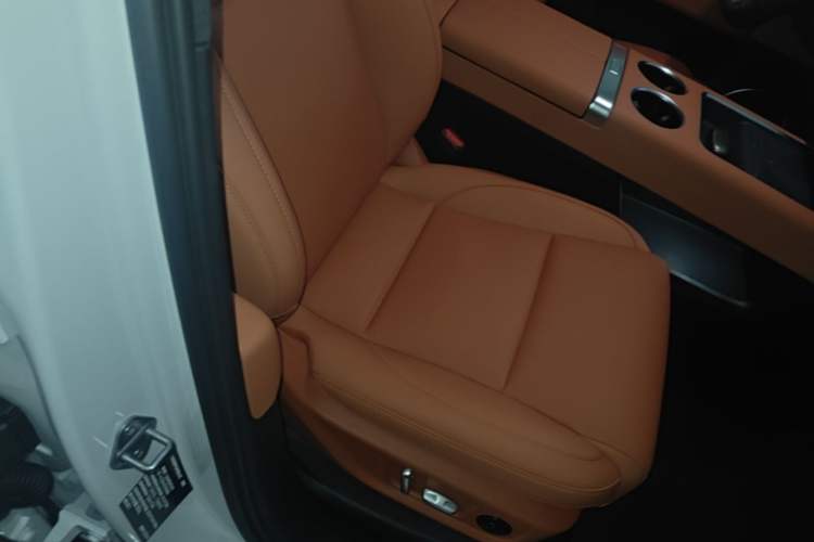 Used Li Auto L6 2025 Pro Smart Refresh Edition Right Front Seat
