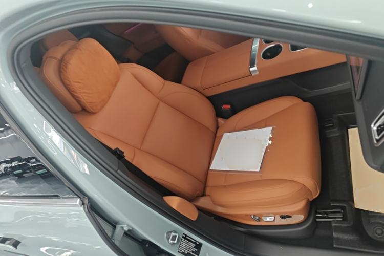Used Li Auto L6 2025 Pro Smart Refresh Edition Right Front Seat