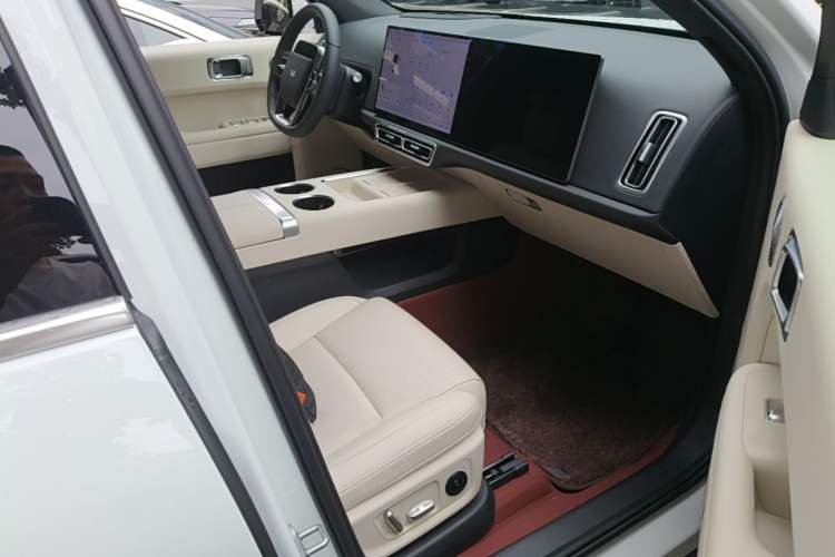 Used Li Auto L6 2025 Max Smart Refresh Edition Right Front Seat