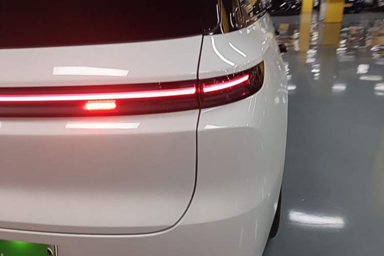 Used Li Auto L6 2025 Max Smart Refresh Edition Right Rear Taillight