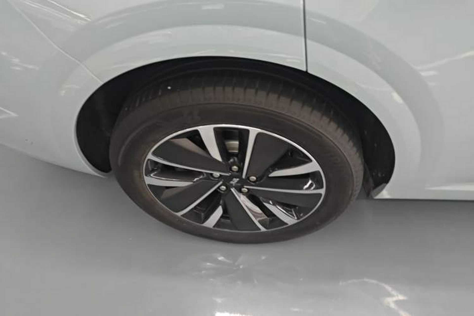 Used Li Auto L6 2025 Pro Smart Refresh Edition Right Rear Wheel Hub