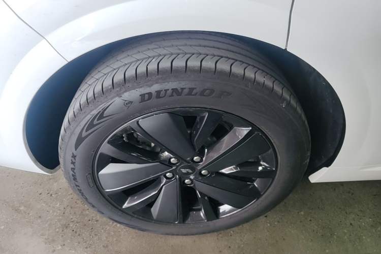 Used Li Auto L6 2025 Pro Smart Refresh Edition Right Rear Wheel Hub