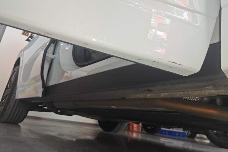 Used Li Auto L6 2025 Max Smart Refresh Edition Right Side Sill