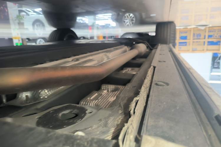 Used Li Auto L6 2025 Pro Smart Refresh Edition Right Side Sill