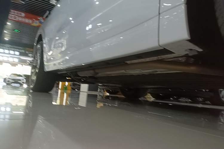 Used Li Auto L6 2025 Pro Smart Refresh Edition Right Side Sill