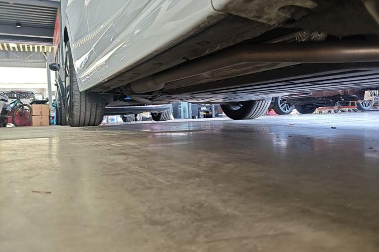 Used Li Auto L6 2025 Pro Smart Refresh Edition Right Side Sill