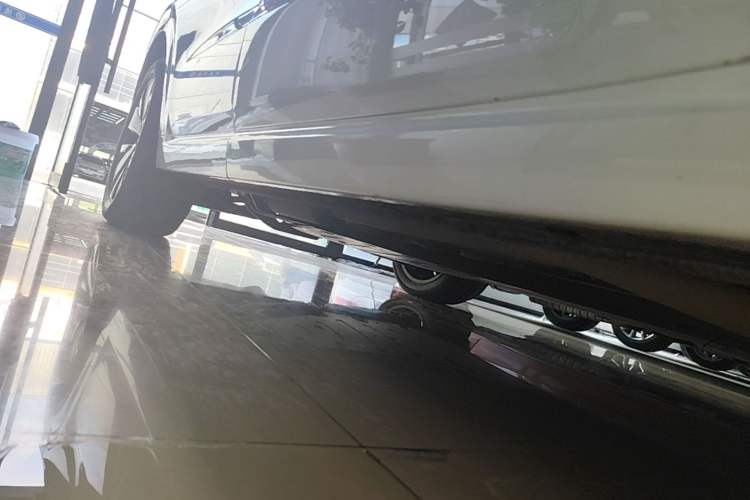 Used Li Auto L6 2025 Pro Smart Refresh Edition Right Side Sill