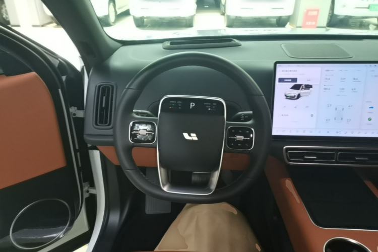 Used Li Auto L6 2025 Pro Smart Refresh Edition Steering Wheel