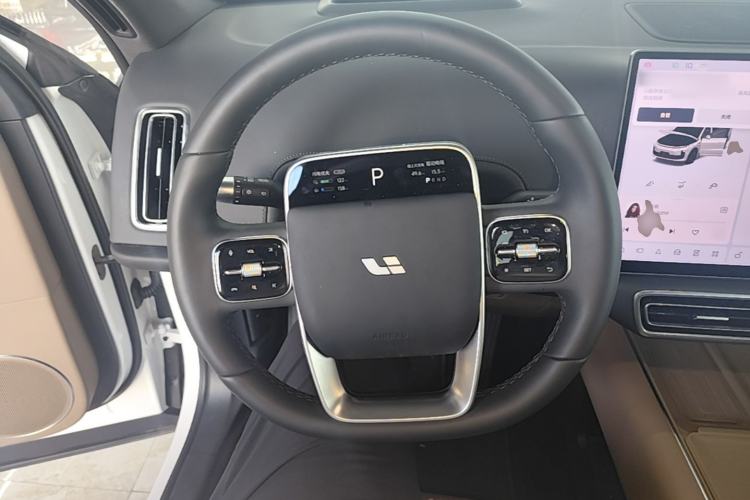 Used Li Auto L6 2025 Pro Smart Refresh Edition Steering Wheel